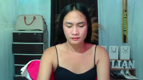 jilian  online show from November 2025 12:38:01 PM