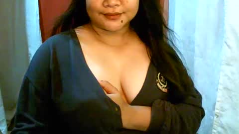 Snapshot of pinayjona chatting on January 2025 12:27:02 PM pinayjona online show from January 2025 12:27:02 PM