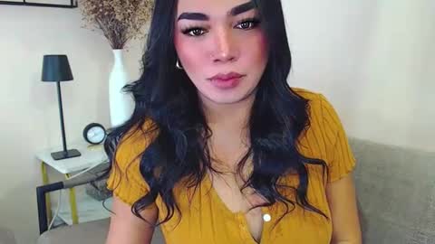 Snapshot of pinaymorena69 chatting on March 2025 10:52:02 PM Just cath online show from March 2025 10:52:02 PM