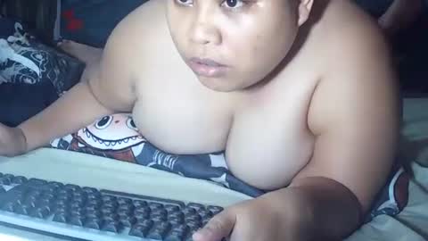 pinaysweet_couple online show from March 2026 01:39:01 PM