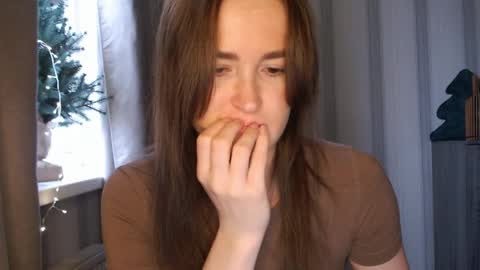       online show from December 2025 08:10:02 AM