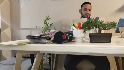 pineappleflipped online show from June 2026 07:46:01 PM