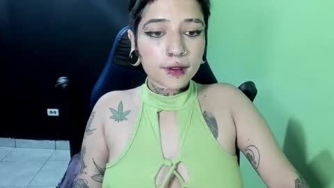 Snapshot of pink_dustt chatting on December 2024 07:39:02 AM weedcandy ig y twitter xpink dustt online show from December 2024 07:39:02 AM