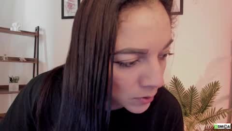 Snapshot of pink_kitten_ chatting on January 2026 12:42:01 PM Eli online show from January 2026 12:42:01 PM