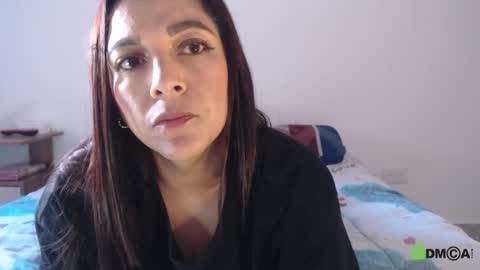 Snapshot of pink_kitten_ chatting on February 2026 02:06:01 PM Eli online show from February 2026 02:06:01 PM