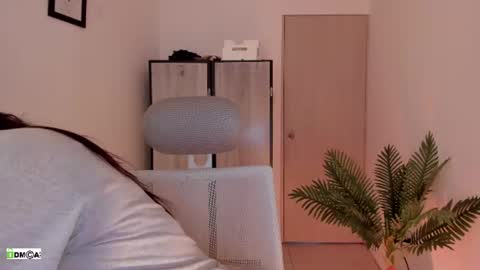 Snapshot of pink_kitten_ chatting on July 2026 01:18:01 PM Eli online show from July 2026 01:18:01 PM