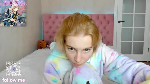 Snapshot of pink_lila18 chatting on October 2025 08:40:02 AM pink_lila18 online show from October 2025 08:40:02 AM