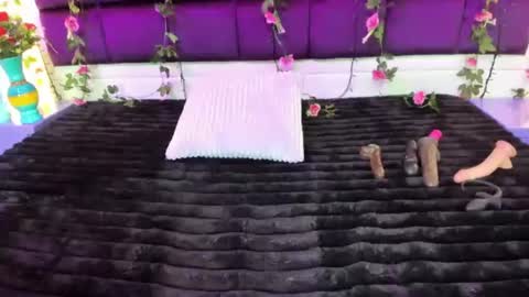 Snapshot of pink_lovee_ chatting on July 2026 01:39:02 PM Pink Lovee online show from July 2026 01:39:02 PM