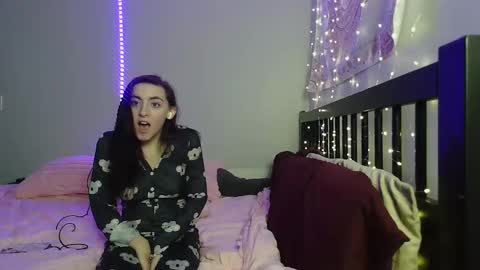 pink_tv online show from November 2025 02:44:02 AM