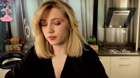 Adele online show from February 2025 10:08:02 AM