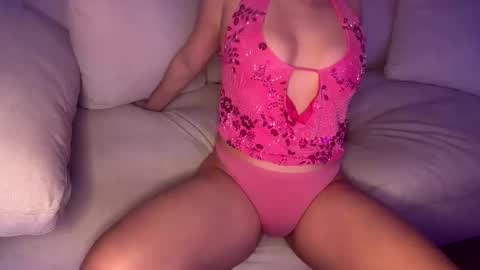 Snapshot of pinkaura7 chatting on May 2026 02:49:02 AM pinkaura7 online show from May 2026 02:49:02 AM