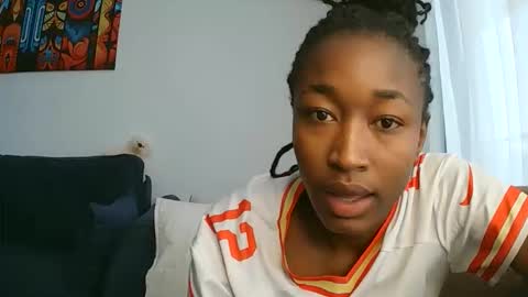 Snapshot of pinkaura_ chatting on January 2026 08:20:01 AM PinkyAura online show from January 2026 08:20:01 AM