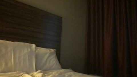 Pink Camerra online show from December 2025 02:37:02 PM