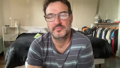 Snapshot of pinkermax chatting on November 2025 05:35:01 PM Max Pinker online show from November 2025 05:35:01 PM