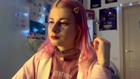Snapshot of pinkvampire chatting on September 2025 06:11:02 PM Sara online show from September 2025 06:11:02 PM
