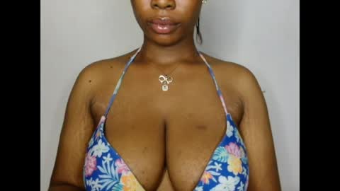 Snapshot of pinkxsugar chatting on July 2026 06:35:02 PM pinkxsugar online show from July 2026 06:35:02 PM