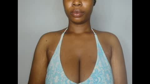 Snapshot of pinkxsugar chatting on July 2026 05:33:01 AM pinkxsugar online show from July 2026 05:33:01 AM