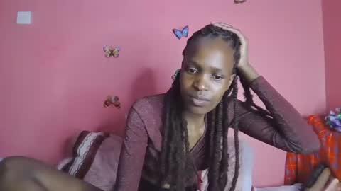 pinky_cockoo online show from April 2026 06:02:01 PM