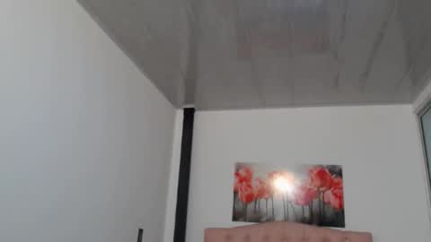 pinky_f00x online show from November 2025 08:00:01 PM