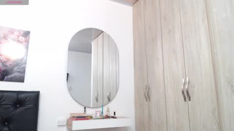 pinky_f00x online show from March 2026 07:19:02 PM