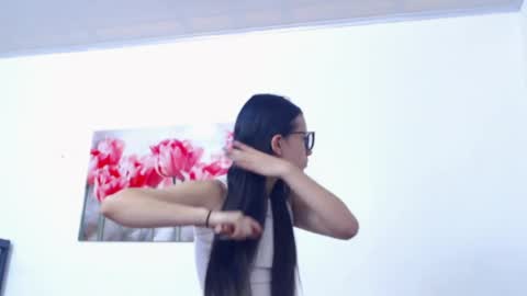 pinky_f00x online show from March 2026 07:15:02 PM