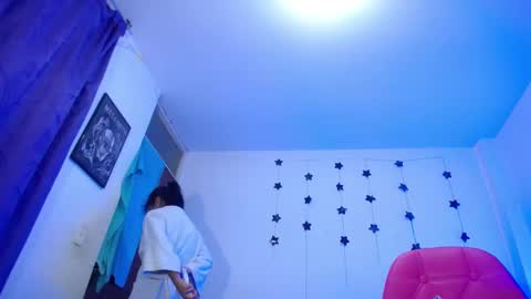 Snapshot of pinky_pinky_ chatting on January 2025 03:04:02 AM VIOLETA LOPEZ online show from January 2025 03:04:02 AM