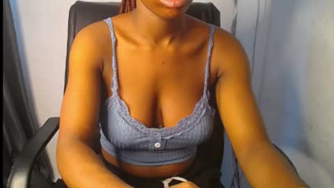 Snapshot of pinky_pussy68635 chatting on October 2025 07:50:01 AM Arena online show from October 2025 07:50:01 AM