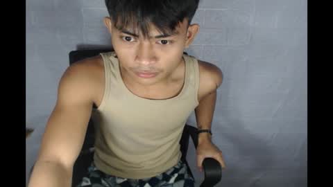 Snapshot of pinoy_palautogxxx chatting on February 2026 03:30:01 PM pinoy_palautogxxx online show from February 2026 03:30:01 PM