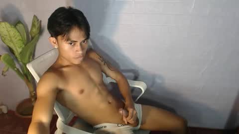 Snapshot of pinoy_palautogxxx chatting on April 2026 07:36:01 PM pinoy_palautogxxx online show from April 2026 07:36:01 PM