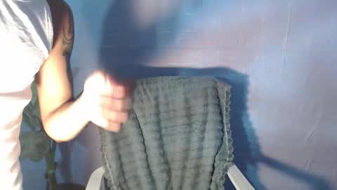 Snapshot of pinoy_palautogxxx chatting on April 2026 03:18:02 PM pinoy_palautogxxx online show from April 2026 03:18:02 PM