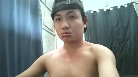 Snapshot of pinoy_petitehugecock chatting on September 2025 06:39:01 AM alex online show from September 2025 06:39:01 AM