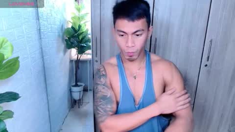 ethan online show from December 2025 05:25:02 AM