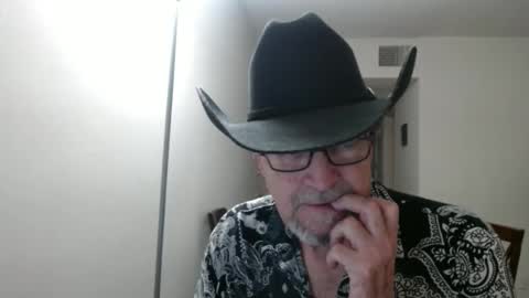 Snapshot of pipewizard chatting on February 2025 12:07:01 AM pipewizard online show from February 2025 12:07:01 AM