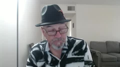 Snapshot of pipewizard chatting on September 2025 11:05:02 PM pipewizard online show from September 2025 11:05:02 PM