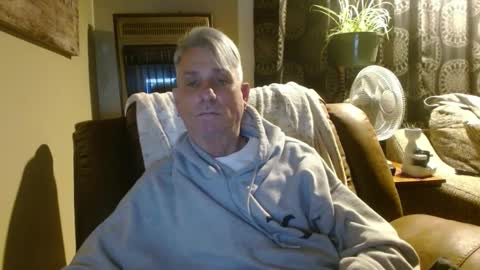 Snapshot of pirate334 chatting on January 2025 02:18:02 AM pirate334 online show from January 2025 02:18:02 AM