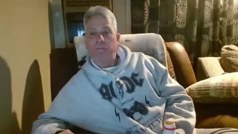 Snapshot of pirate334 chatting on February 2026 03:26:01 AM pirate334 online show from February 2026 03:26:01 AM