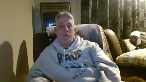 Snapshot of pirate334 chatting on February 2026 02:05:01 AM pirate334 online show from February 2026 02:05:01 AM