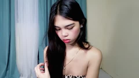The Girl Named Eyve online show from June 2026 05:13:02 PM
