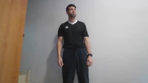 pitruki00 online show from April 2026 07:47:02 AM