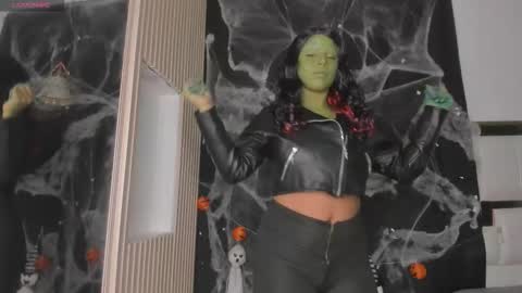 Snapshot of pittandlunaa69 chatting on October 2025 01:34:01 PM PittAndLunaa69 online show from October 2025 01:34:01 PM