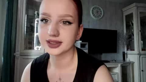 Caroline online show from May 2026 09:03:02 AM