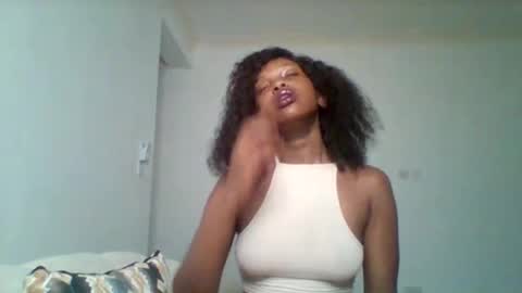 Majesty online show from November 2025 03:27:01 AM