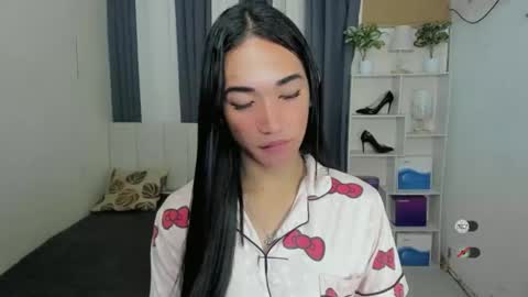 Snapshot of pixiedoll_ chatting on February 2026 06:33:01 PM pixiedoll_ online show from February 2026 06:33:01 PM