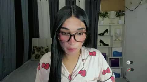 Snapshot of pixiedoll_ chatting on February 2026 07:53:02 AM pixiedoll_ online show from February 2026 07:53:02 AM