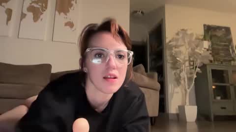 Snapshot of pkanph5555 chatting on October 2025 04:00:02 AM PeggedBiGuy online show from October 2025 04:00:02 AM