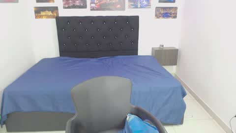 Snapshot of playboy_sex6 chatting on December 2024 05:04:01 PM PETER online show from December 2024 05:04:01 PM