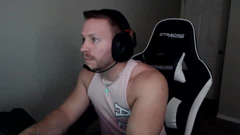 Player online show from October 2025 03:31:01 AM