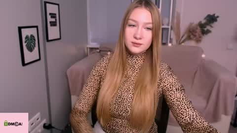 Sophie online show from January 2025 10:27:02 AM