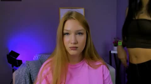 Sophie online show from November 2025 10:25:01 AM