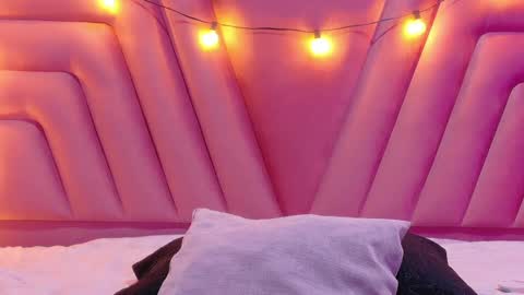 Snapshot of playfulcurvymommy chatting on October 2025 07:45:02 PM Scarlett online show from October 2025 07:45:02 PM